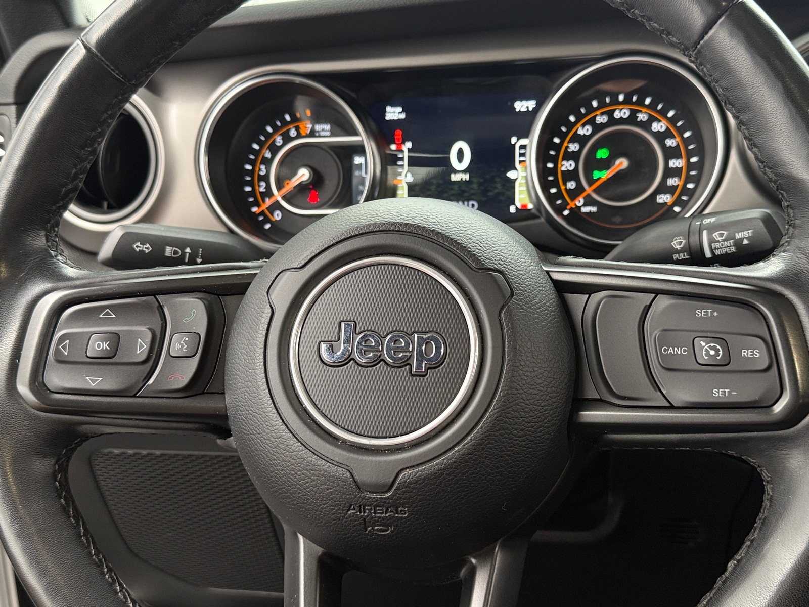 Thumbnail: 2022 Jeep Gladiator - 4