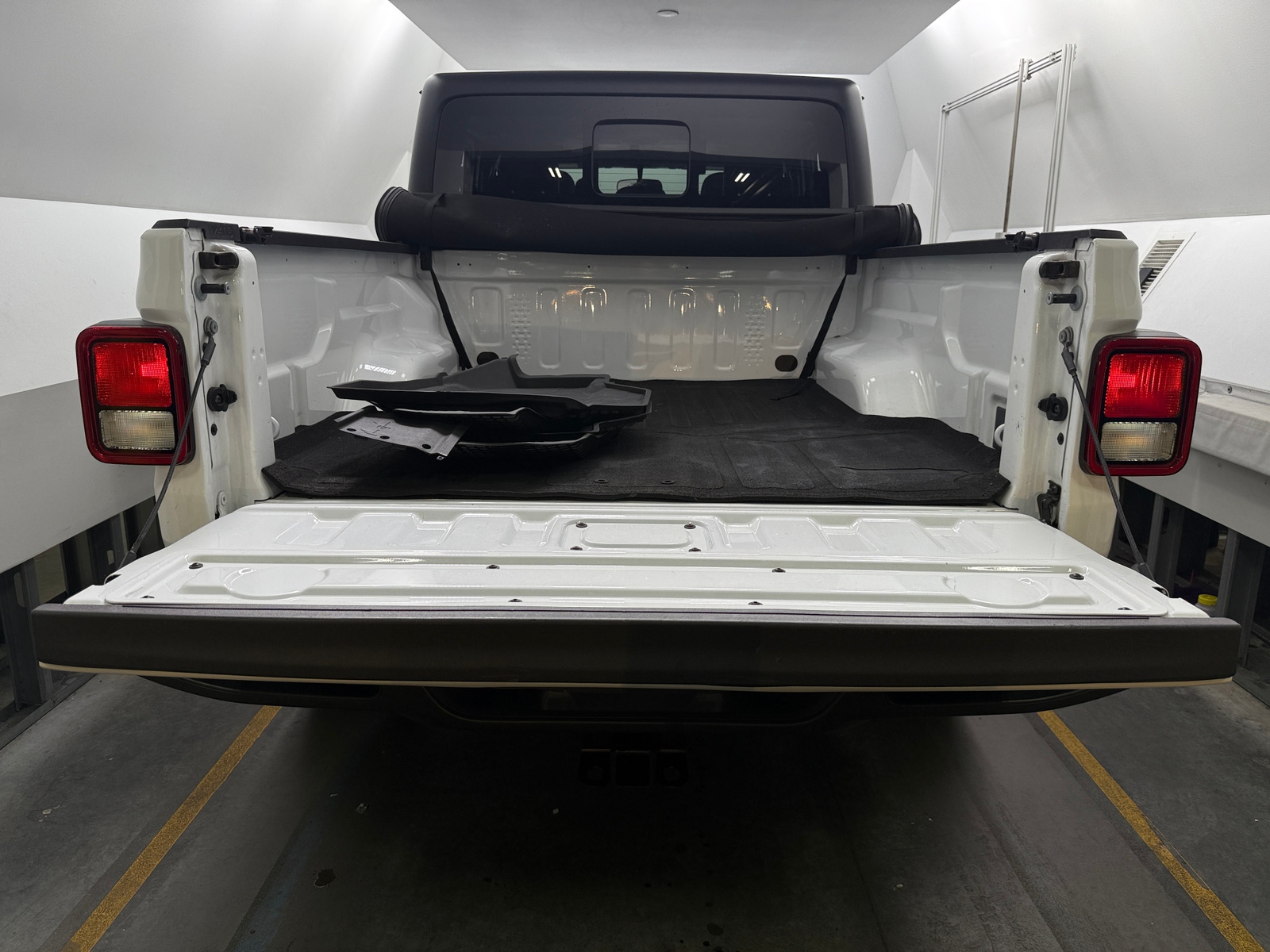 Thumbnail: 2022 Jeep Gladiator - 6