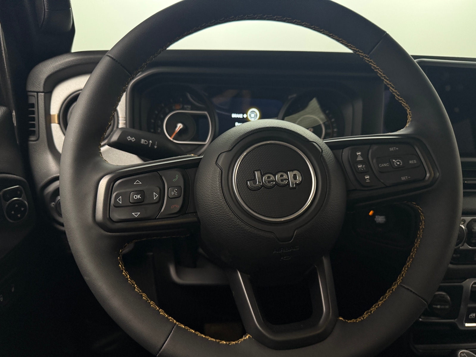 Thumbnail: 2024 Jeep Wrangler - 4