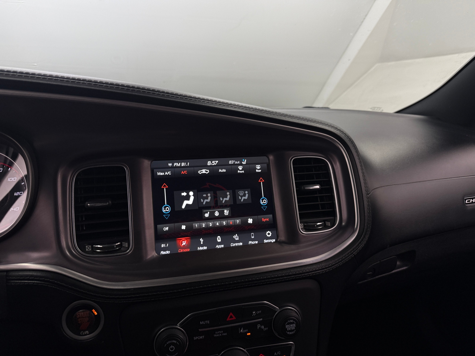 Thumbnail: 2019 Dodge Charger - 3