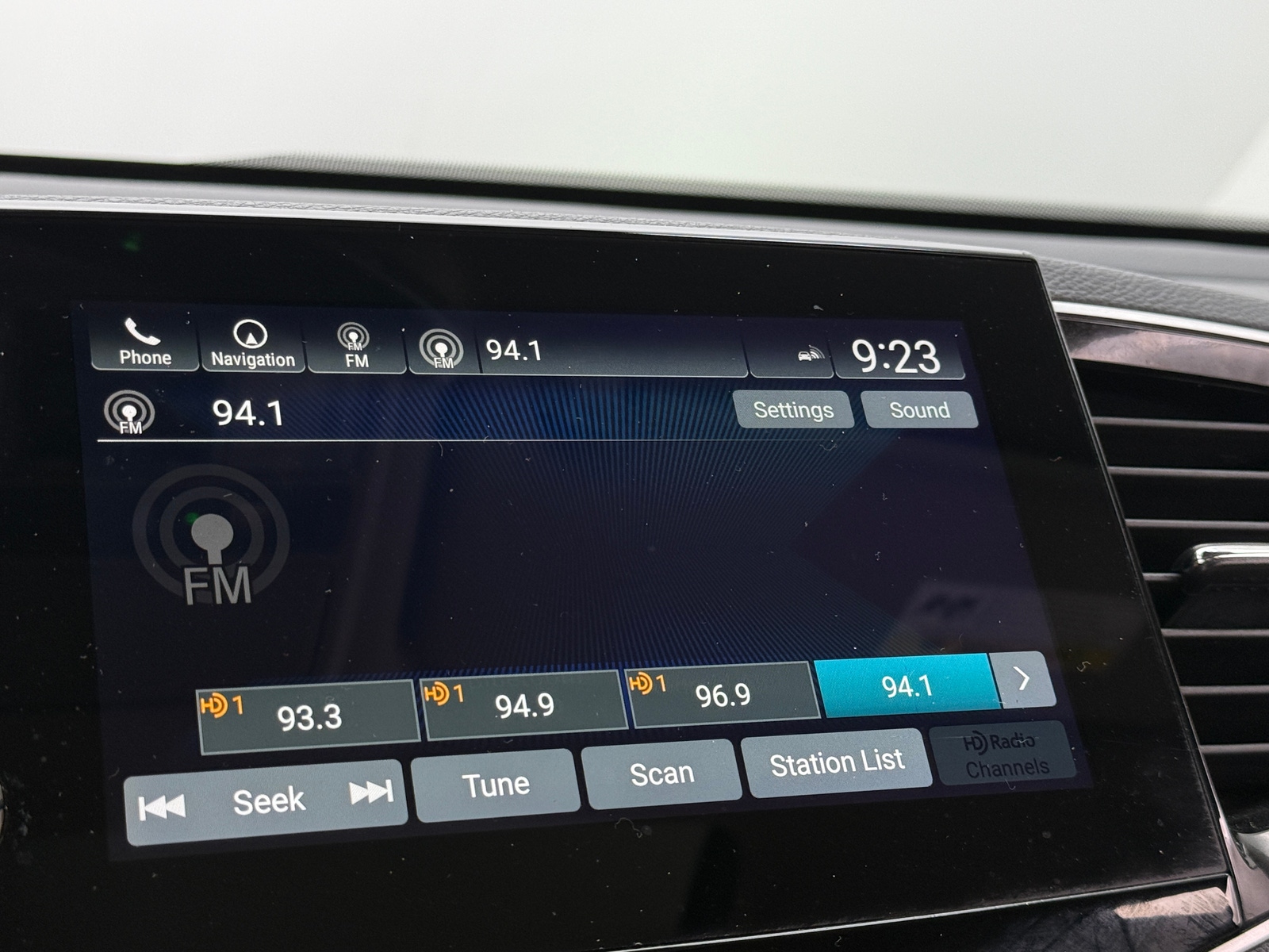 Thumbnail: 2019 Honda Pilot - 3