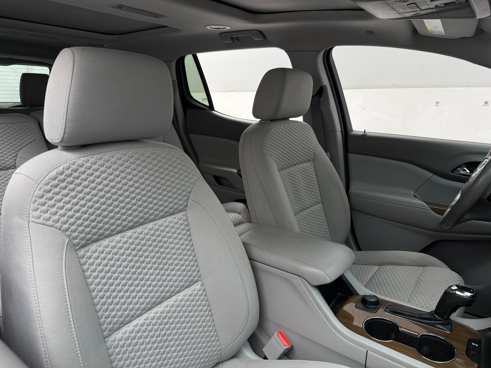 Thumbnail: 2017 GMC Acadia - 2