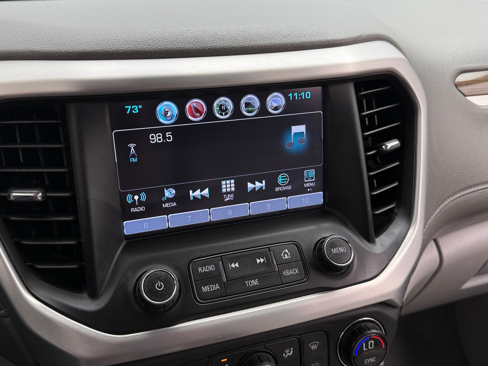 Thumbnail: 2017 GMC Acadia - 4