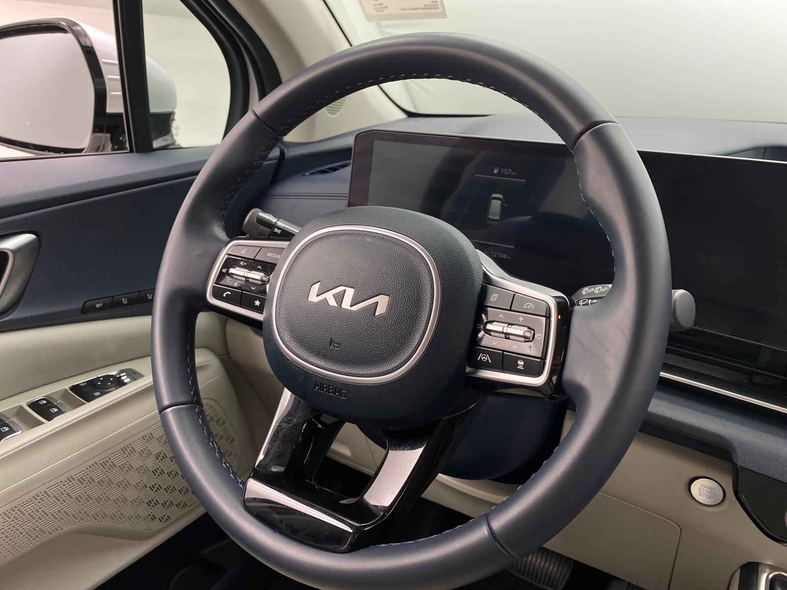 Thumbnail: 2025 Kia Carnival - 4
