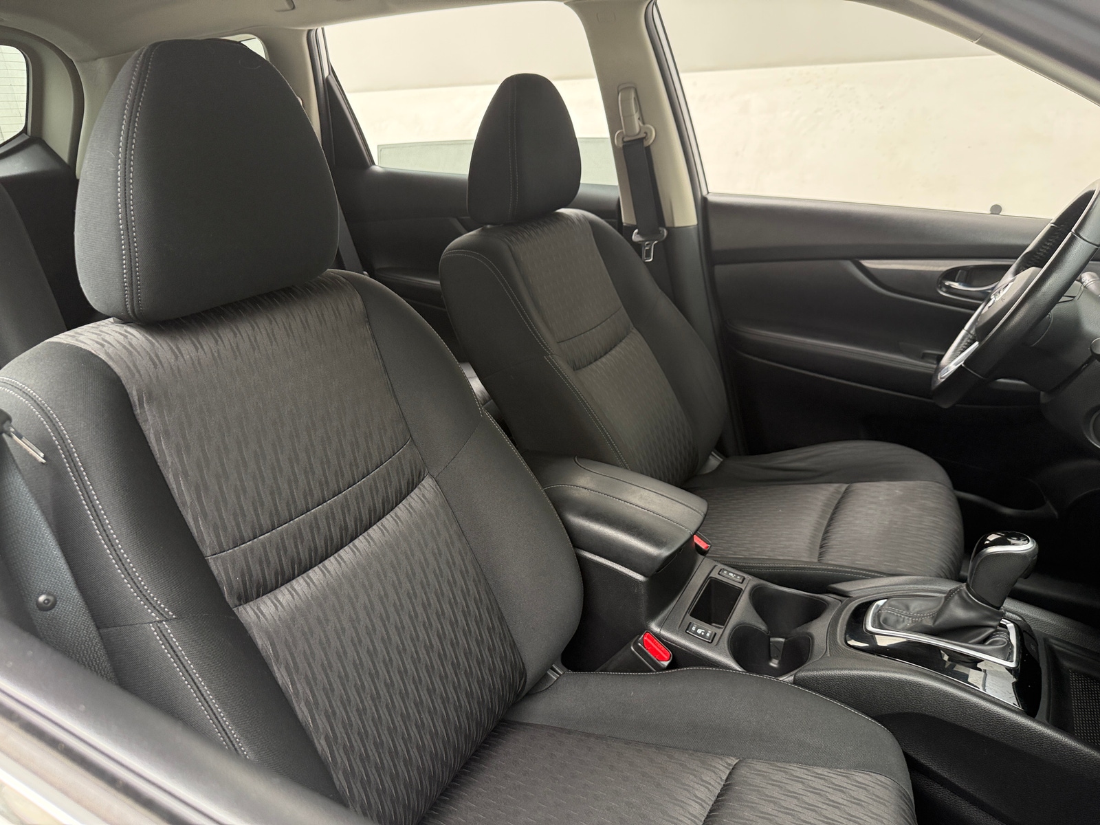 Thumbnail: 2020 Nissan Rogue - 2