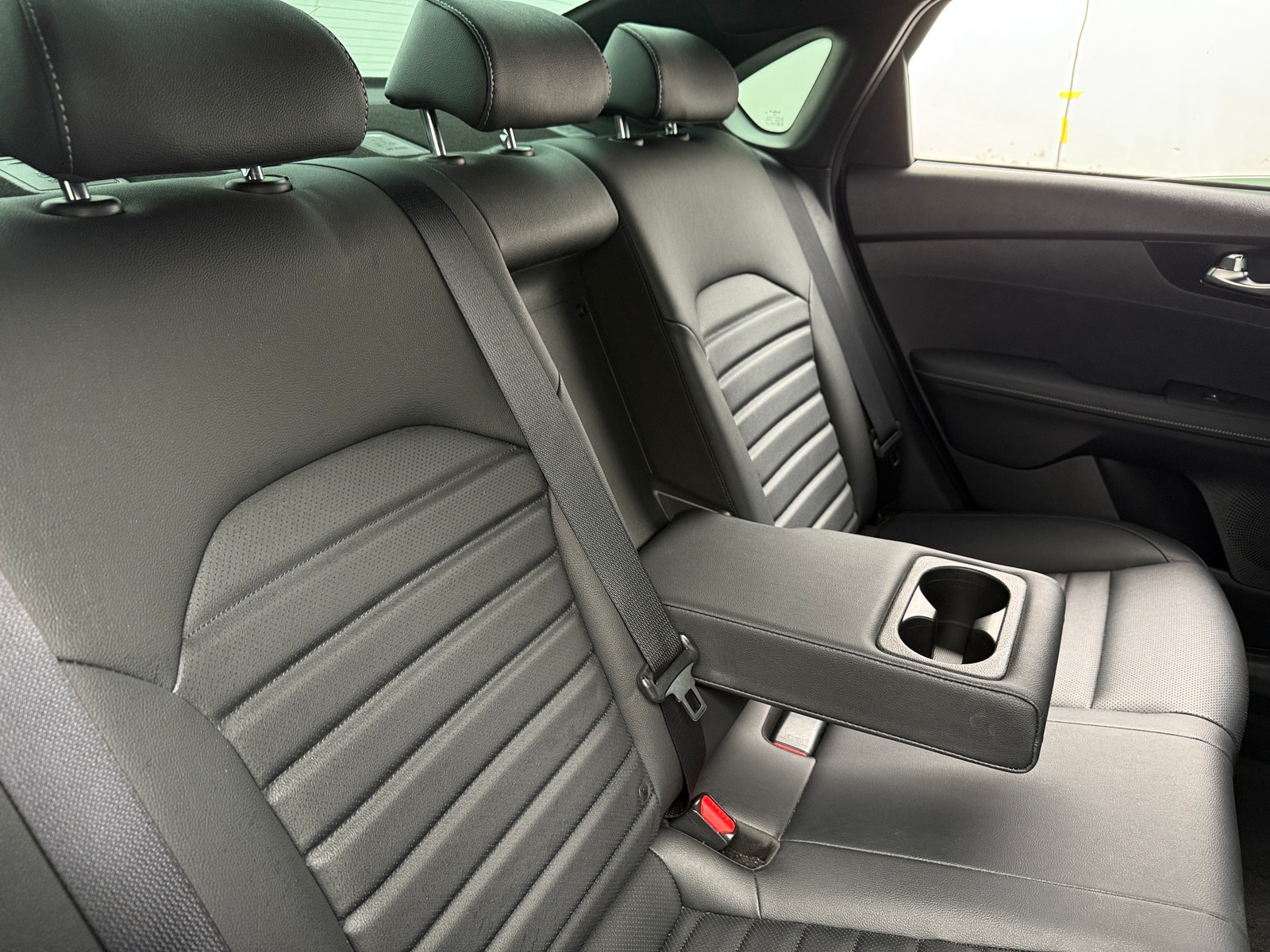 Thumbnail: 2022 Kia Forte - 5