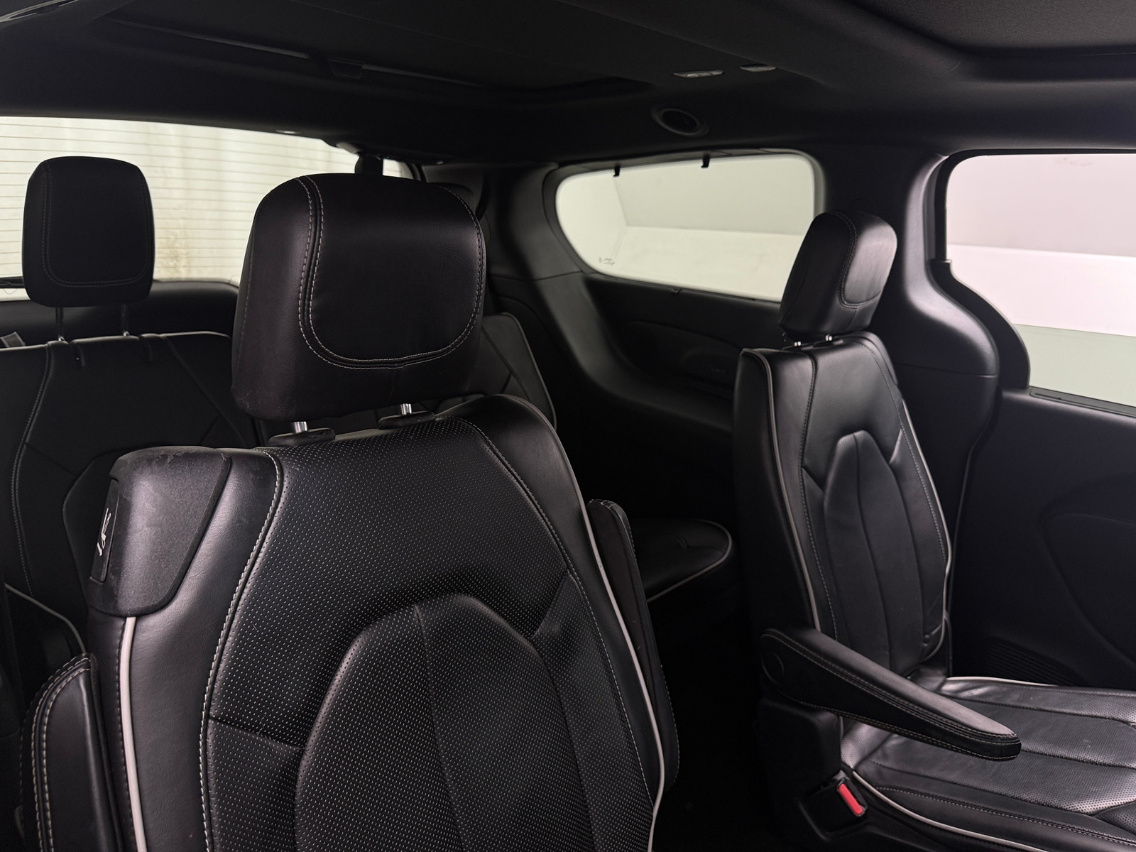 Thumbnail: 2020 Chrysler Pacifica - 5