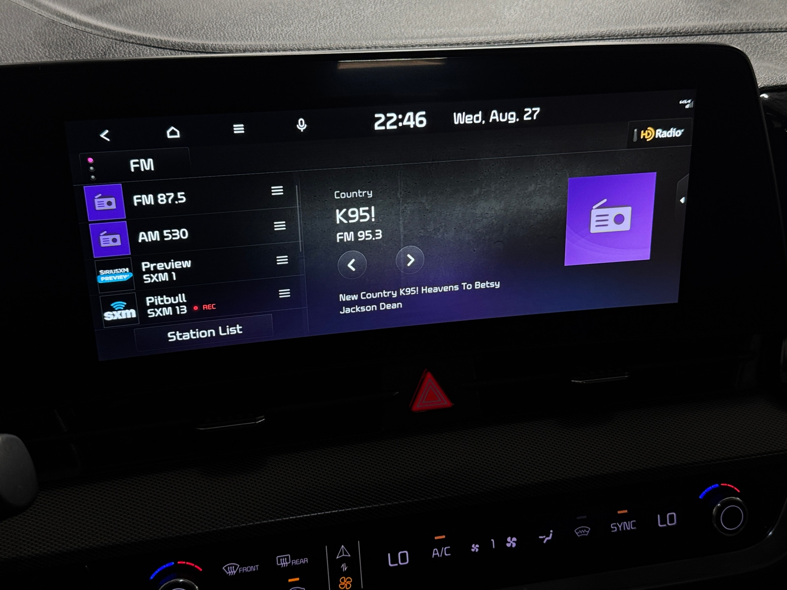 Thumbnail: 2023 Kia Sportage - 3