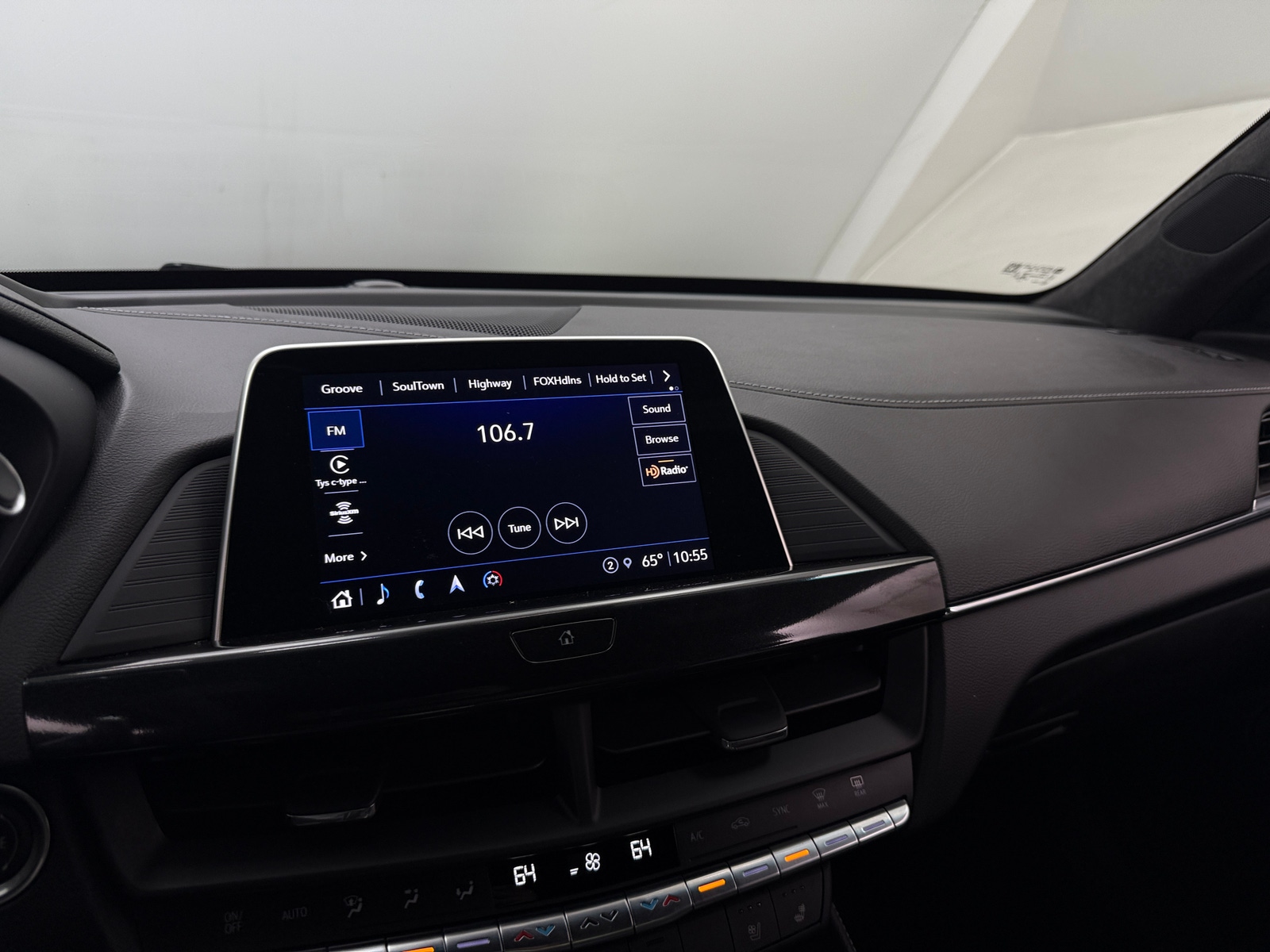 Thumbnail: 2023 Cadillac CT4 - 3