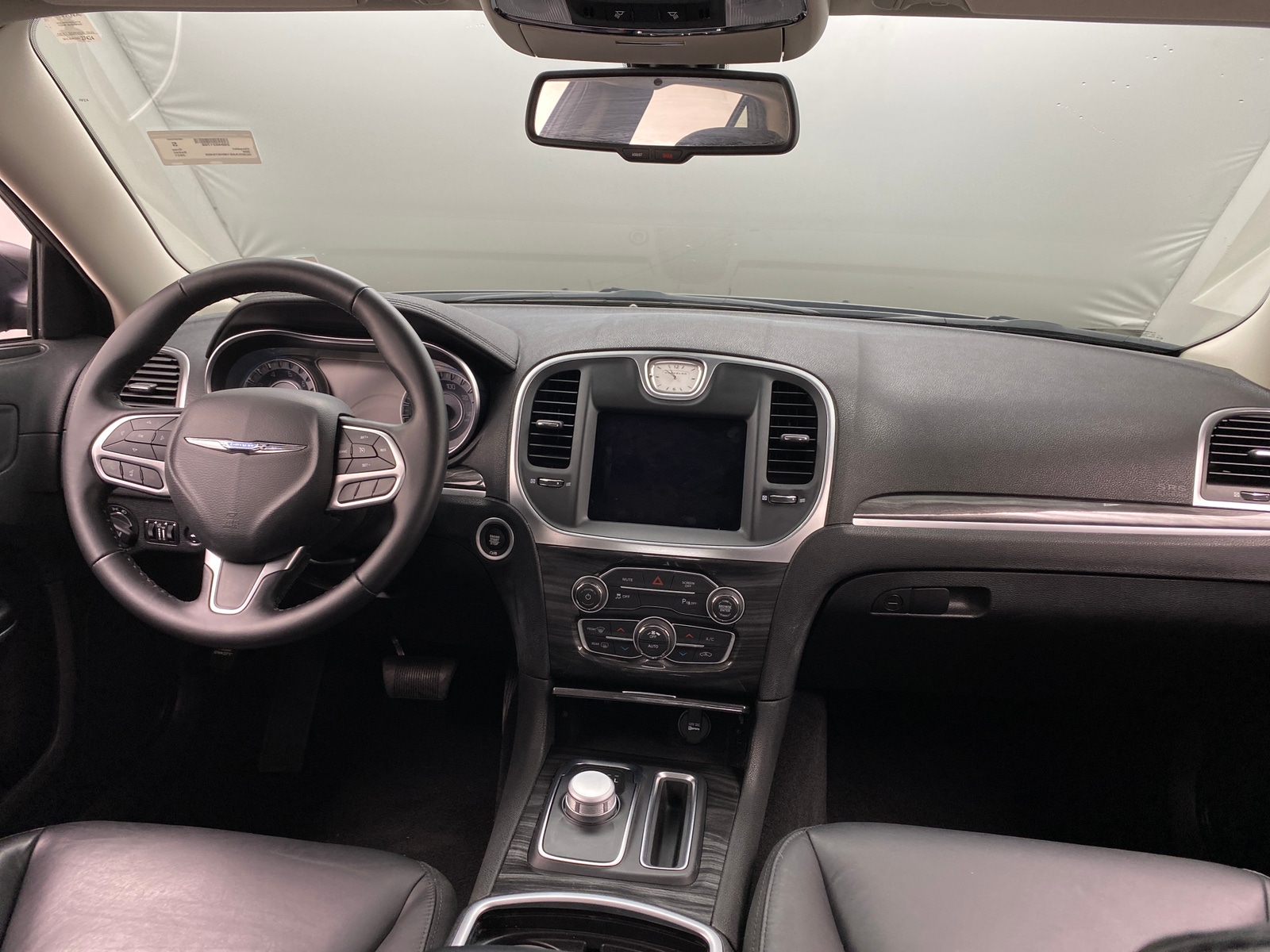 Thumbnail: 2021 Chrysler 300 - 2