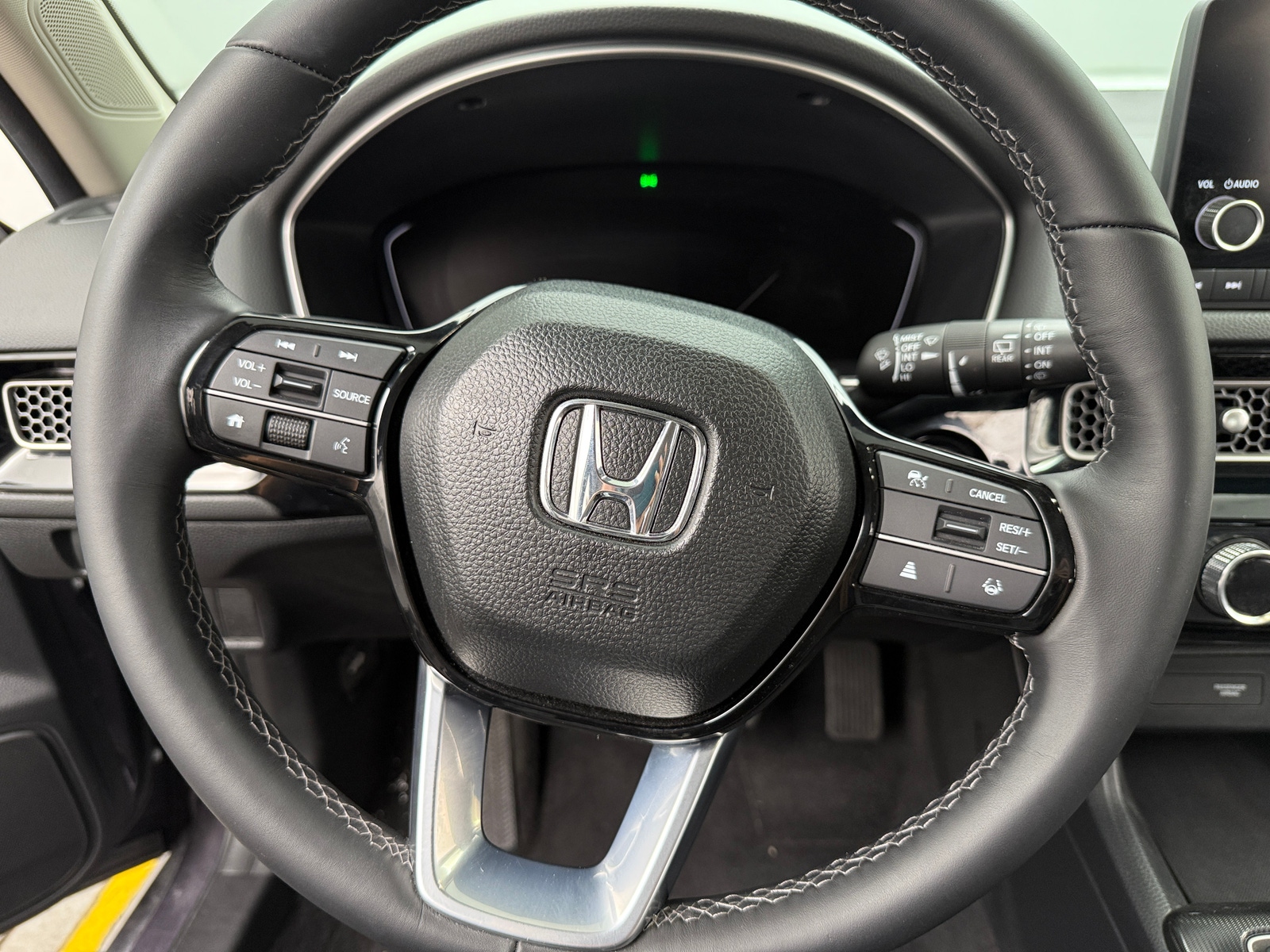 Thumbnail: 2024 Honda Civic - 4