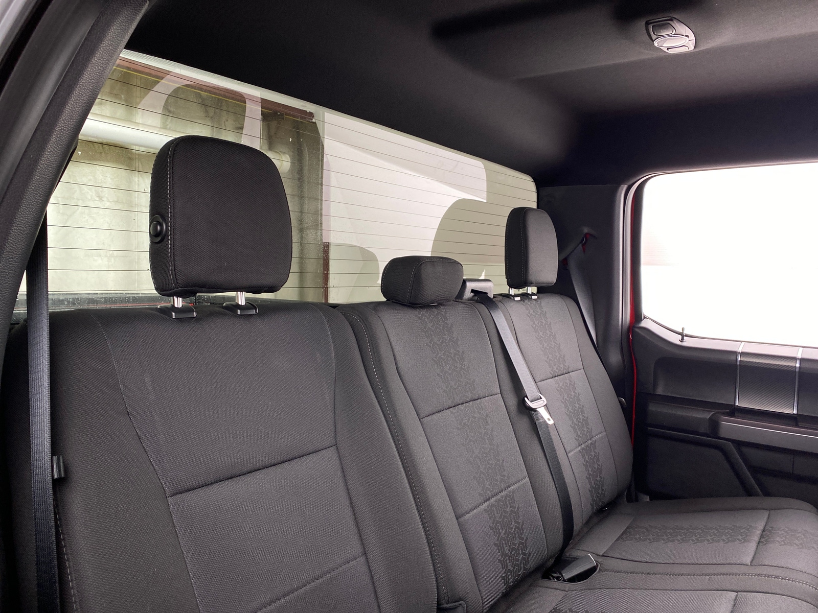 Thumbnail: 2018 Ford Econoline - 6