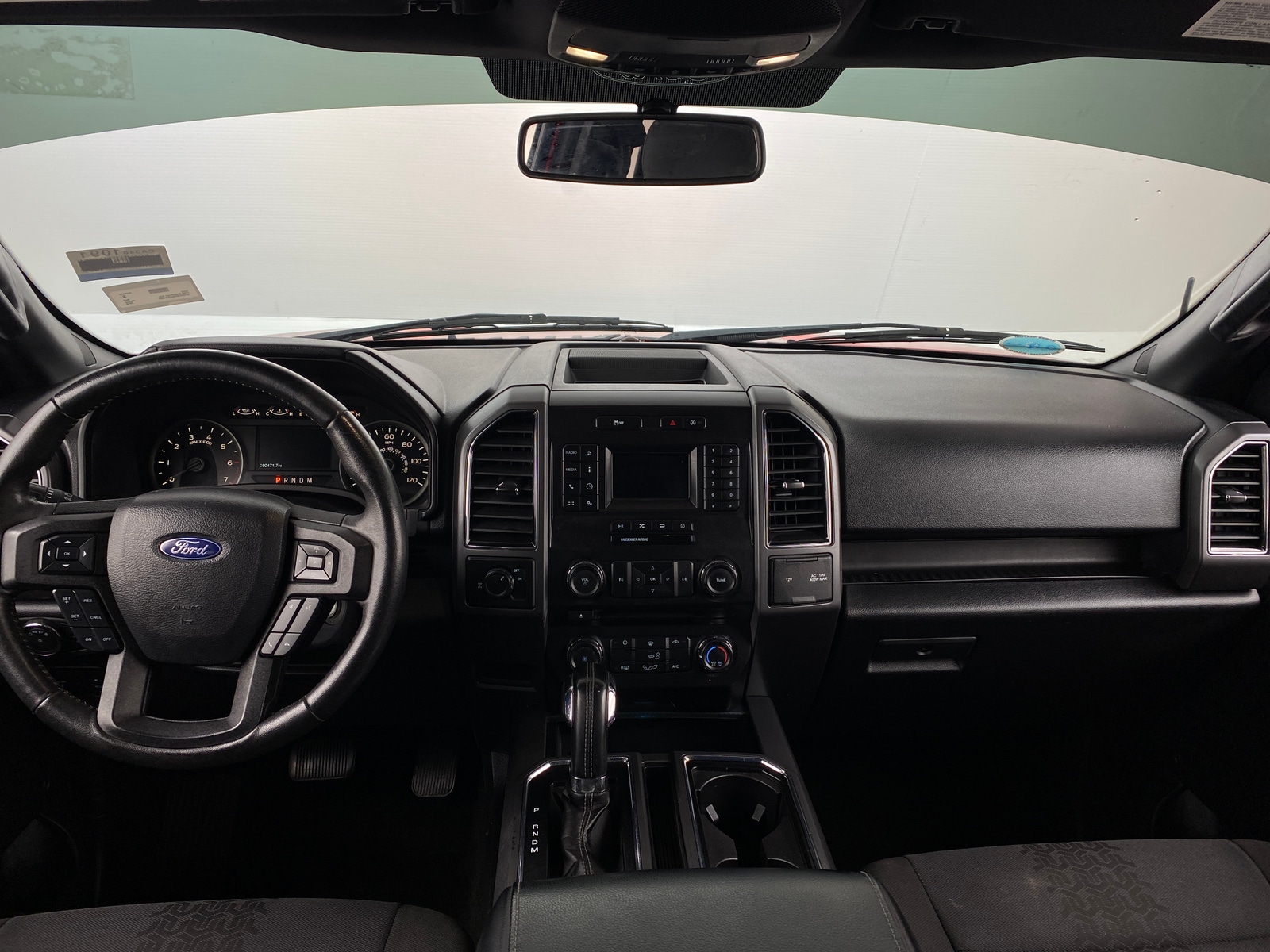 Thumbnail: 2018 Ford Econoline - 3