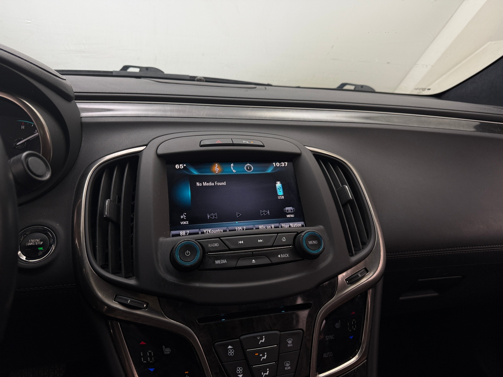 Thumbnail: 2015 Buick LaCrosse - 3