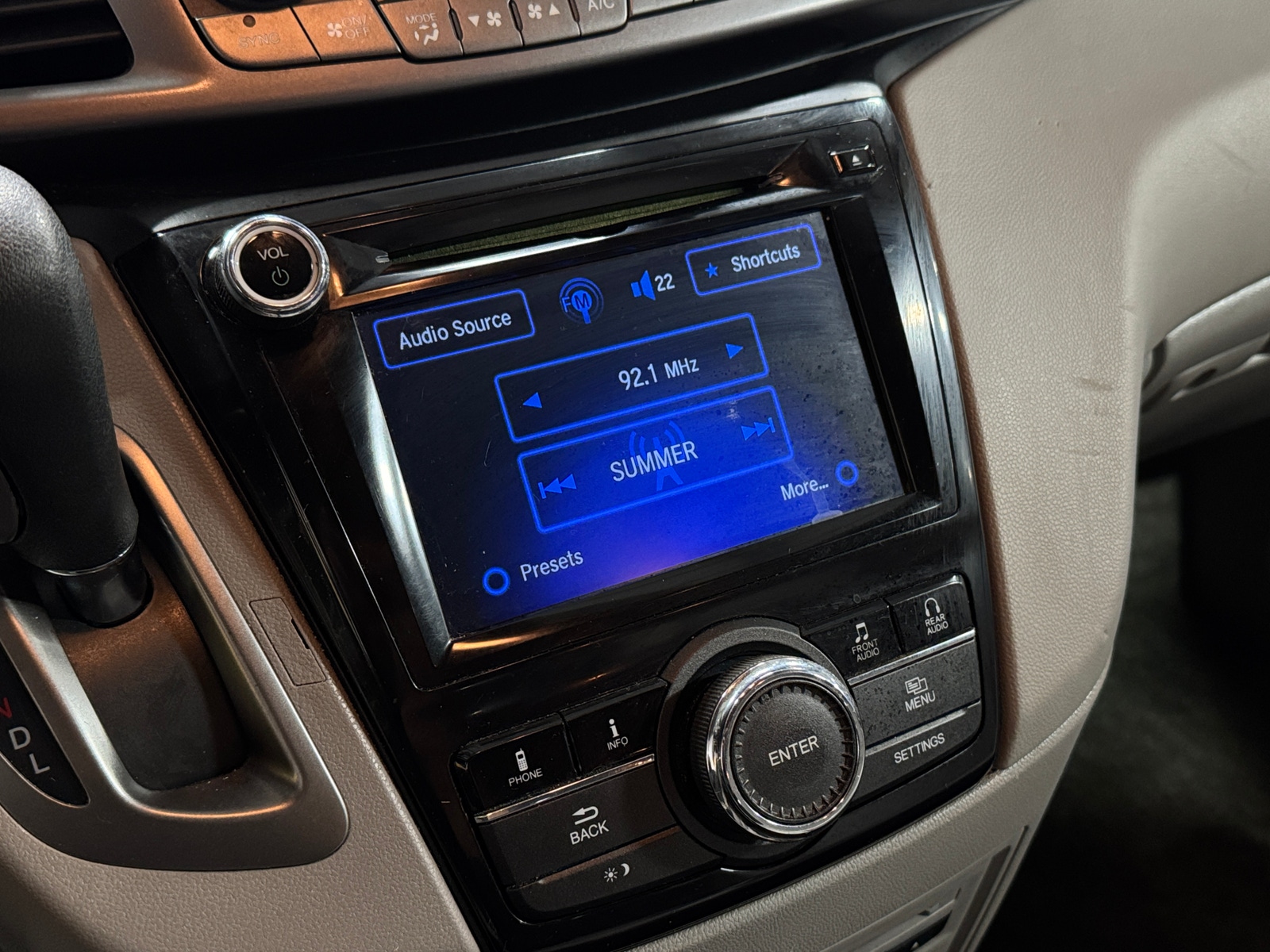 Thumbnail: 2015 Honda Odyssey - 3