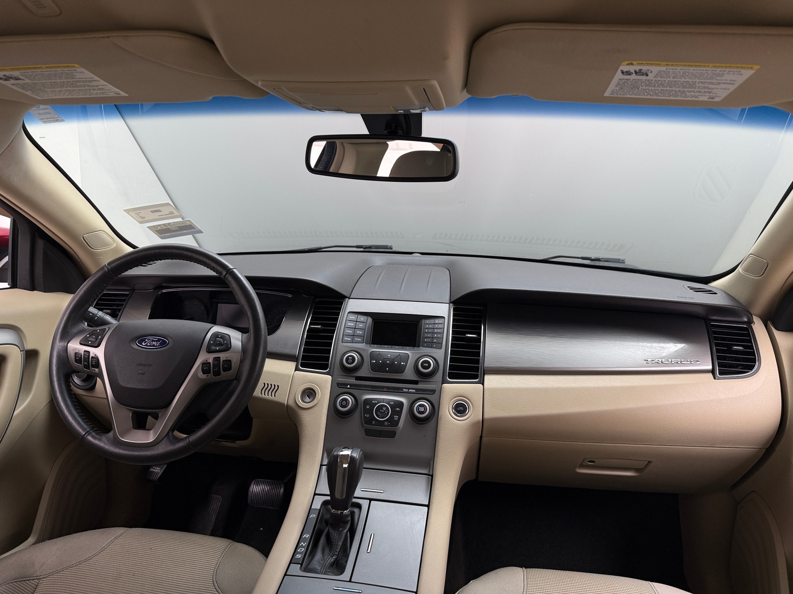 Thumbnail: 2014 Ford Taurus - 3
