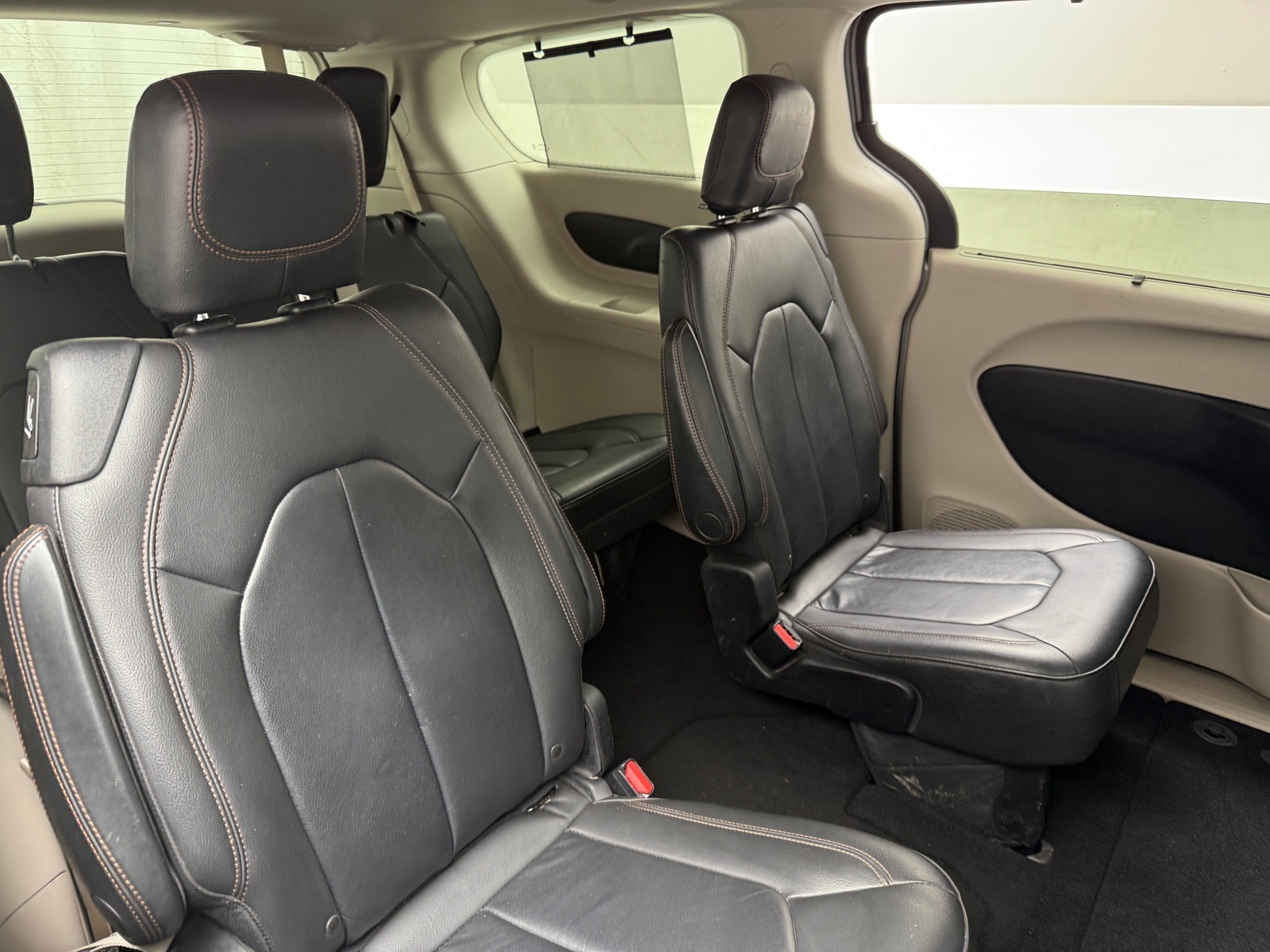 Thumbnail: 2017 Chrysler Pacifica - 5