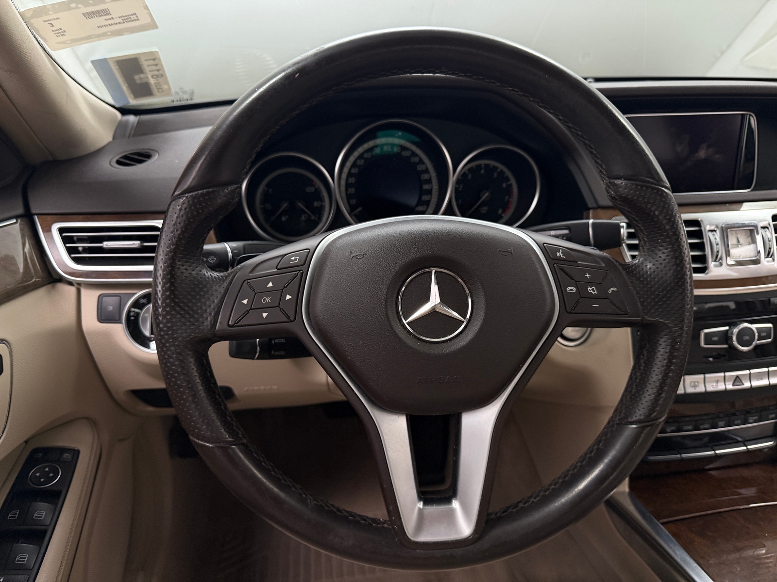 Thumbnail: 2014 Mercedes-Benz E-Class - 4