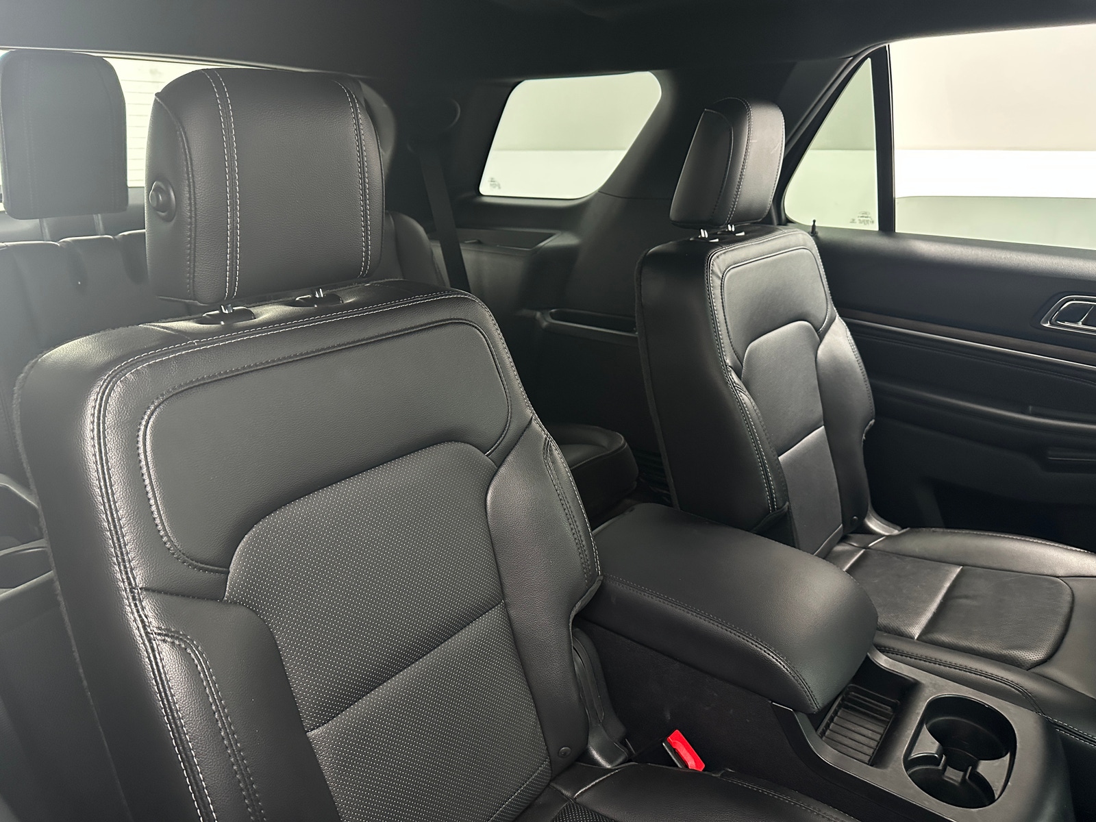 Thumbnail: 2017 Ford Explorer - 5