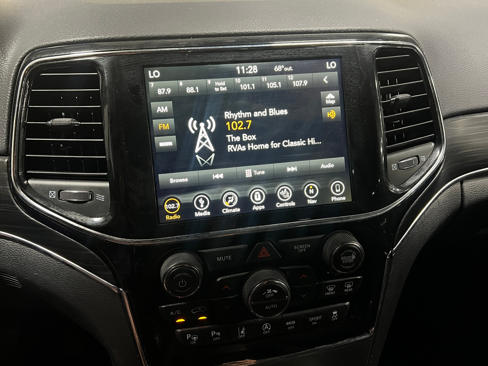 Thumbnail: 2019 Jeep Grand Cherokee - 3