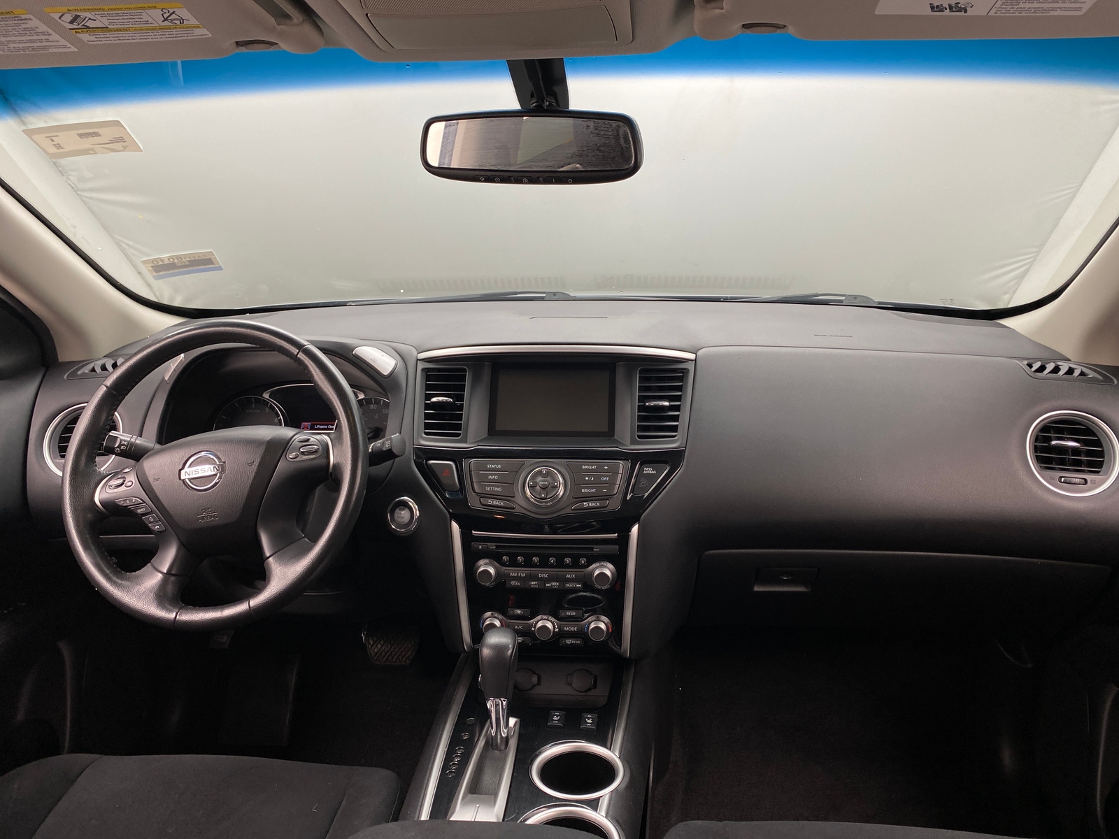 Thumbnail: 2016 Nissan Pathfinder - 3