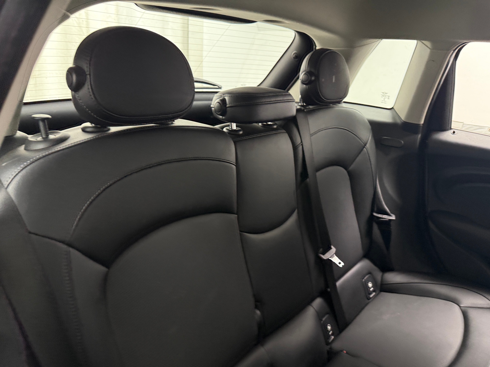 Thumbnail: 2018 MINI Cooper Hardtop - 5