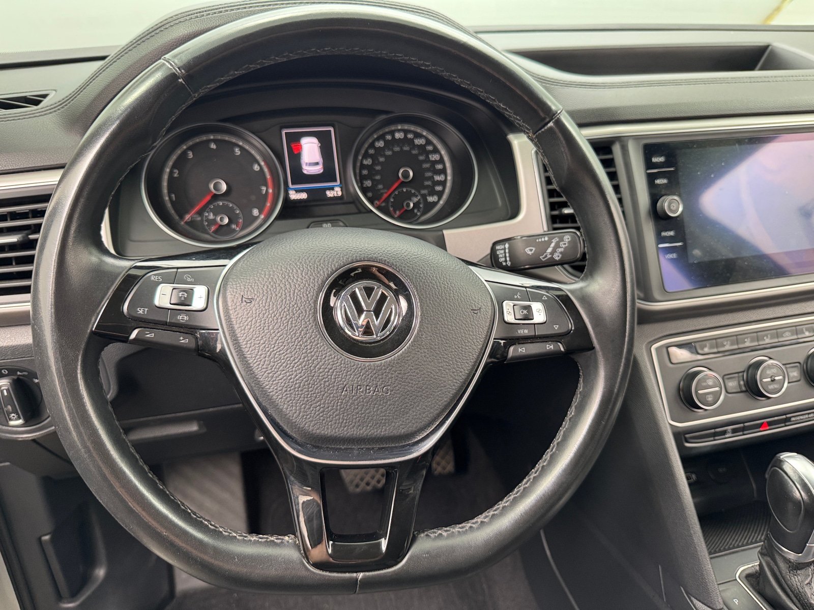 Thumbnail: 2019 Volkswagen Atlas - 4