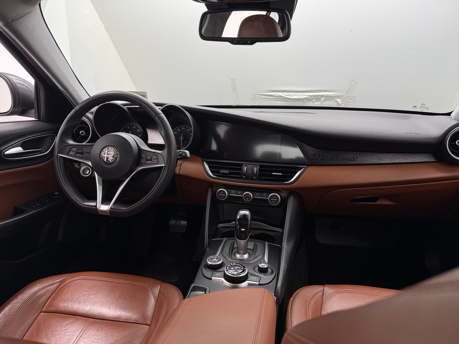 Thumbnail: 2017 Alfa Romeo Giulia - 2