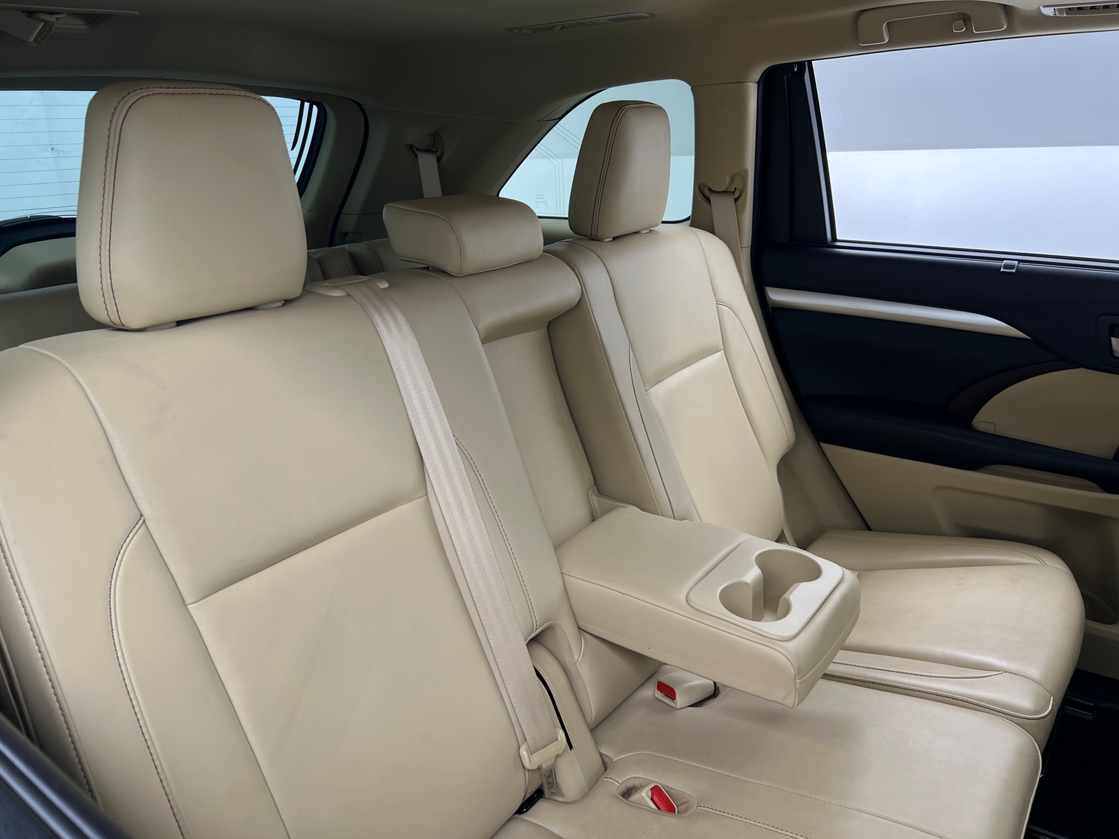 Thumbnail: 2019 Toyota Highlander - 5