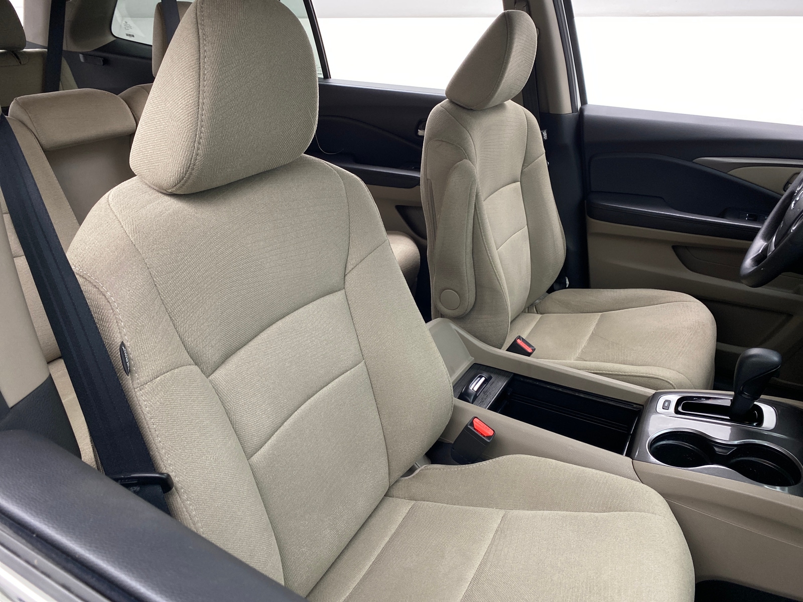 Thumbnail: 2018 Honda Pilot - 2