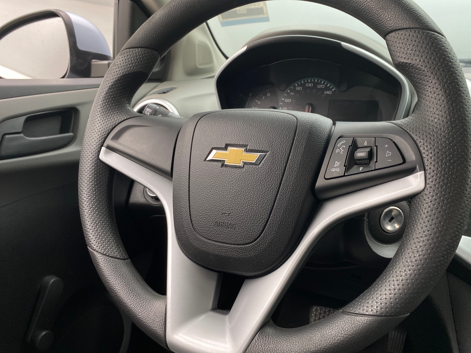 Thumbnail: 2017 Chevrolet Sonic - 5