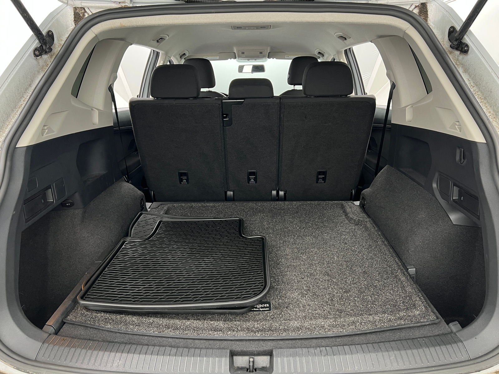 Thumbnail: 2019 Volkswagen Tiguan - 7