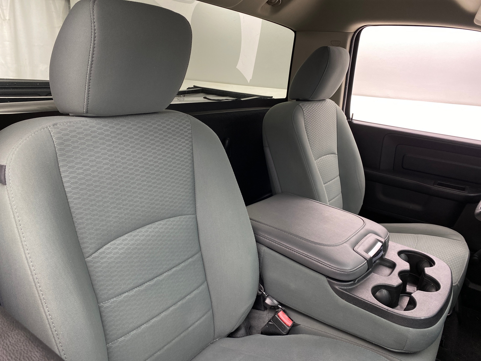 Thumbnail: 2019 RAM 1500 Classic - 2