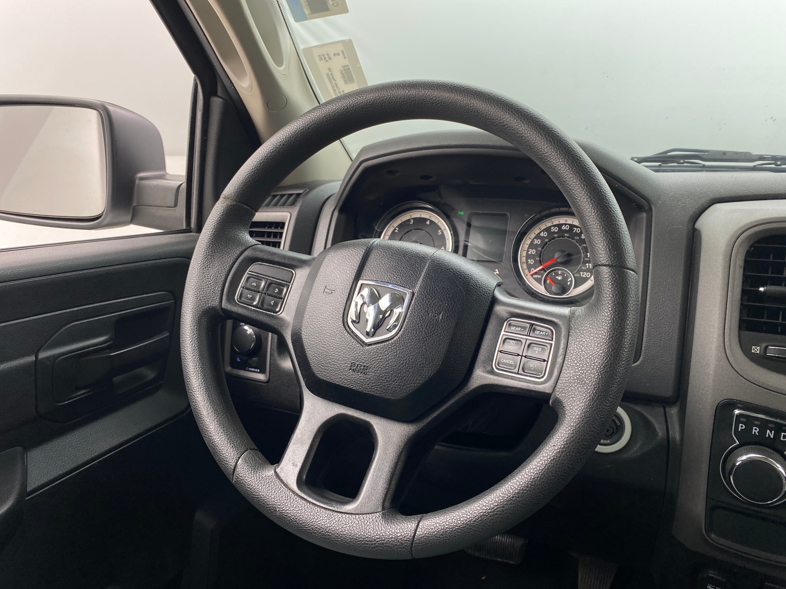 Thumbnail: 2019 RAM 1500 Classic - 5