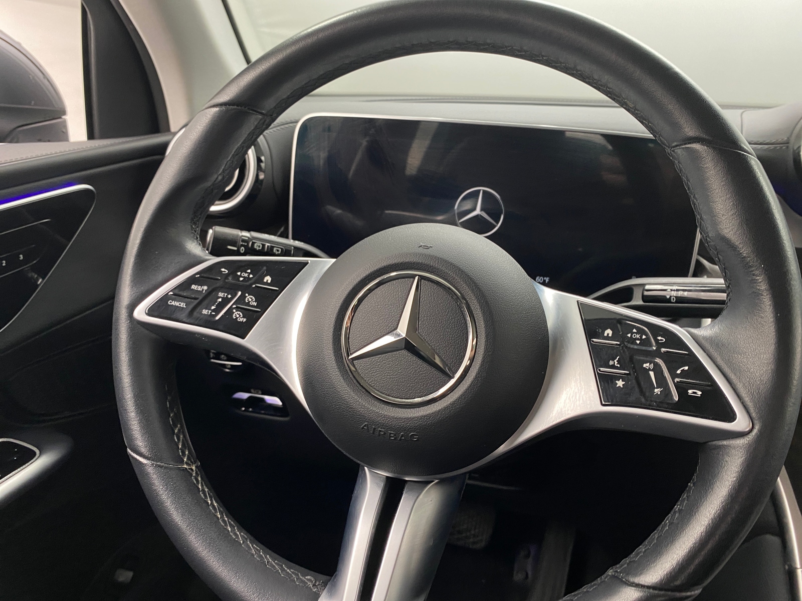 Thumbnail: 2023 Mercedes-Benz GLC - 4