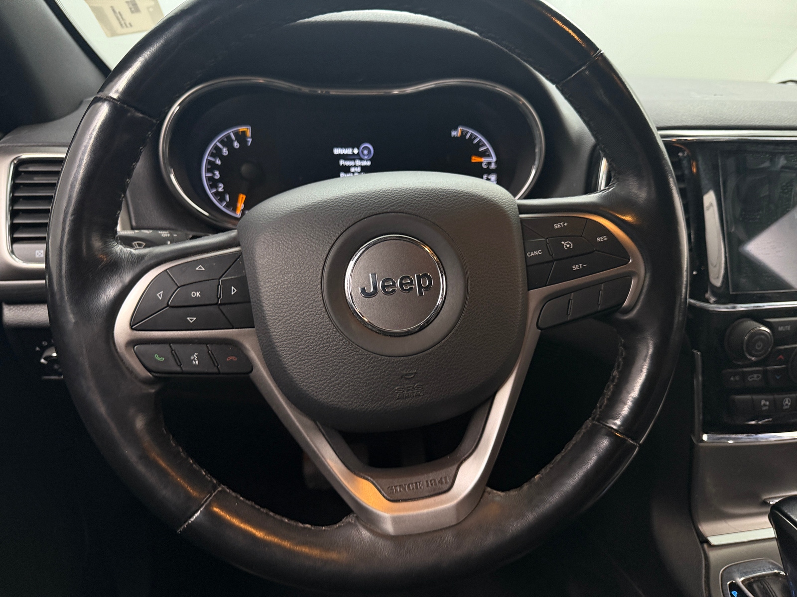 Thumbnail: 2020 Jeep Grand Cherokee - 4