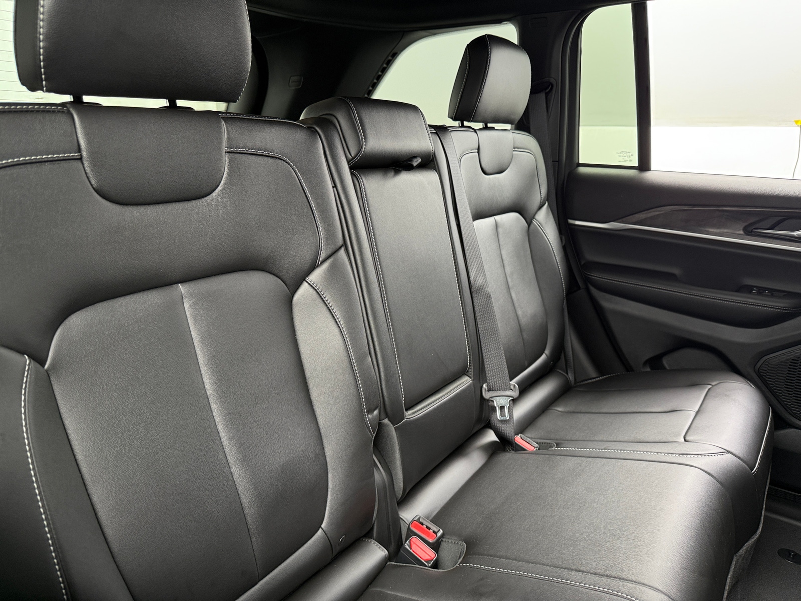 Thumbnail: 2025 Jeep Grand Cherokee - 5