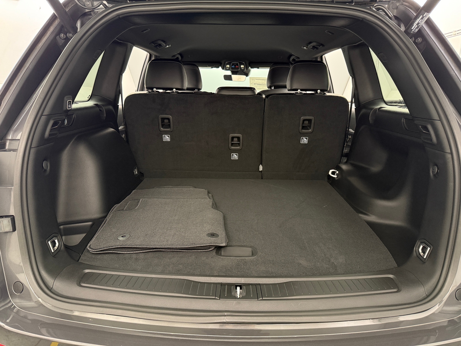 Thumbnail: 2025 Jeep Grand Cherokee - 6