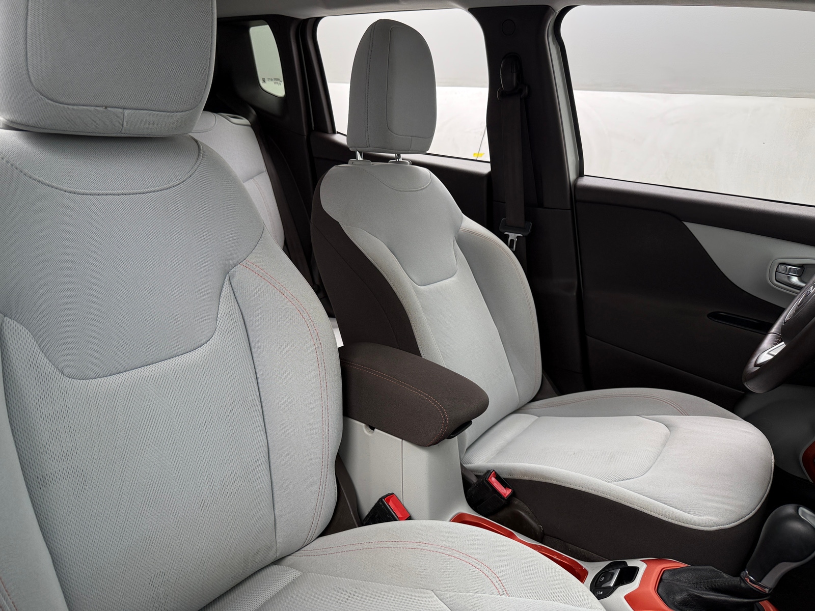 Thumbnail: 2016 Jeep Renegade - 2
