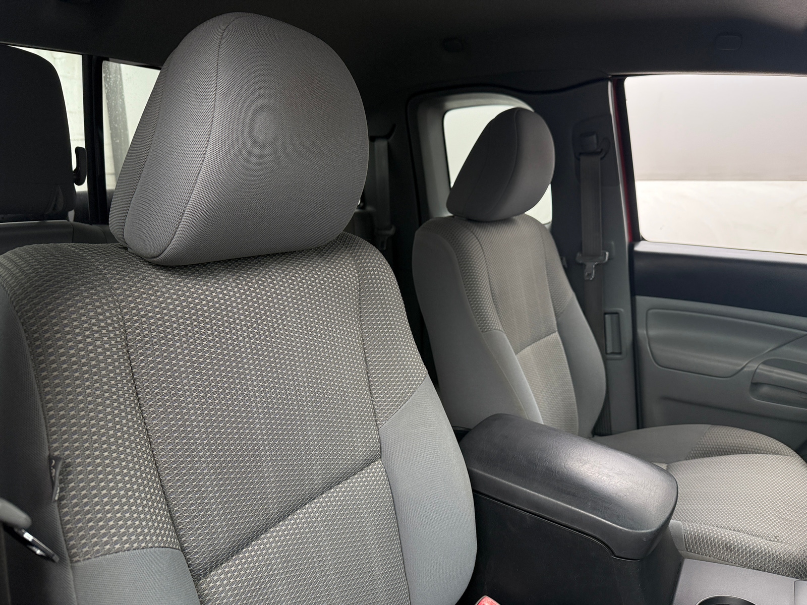 Thumbnail: 2013 Toyota Tacoma - 2