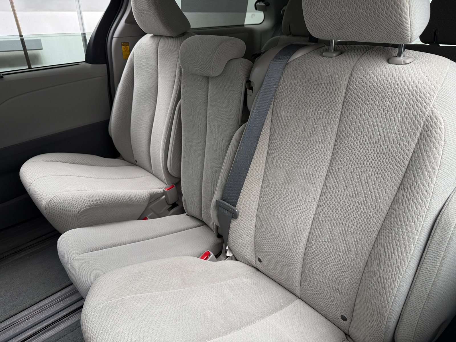 Thumbnail: 2014 Toyota Sienna - 6