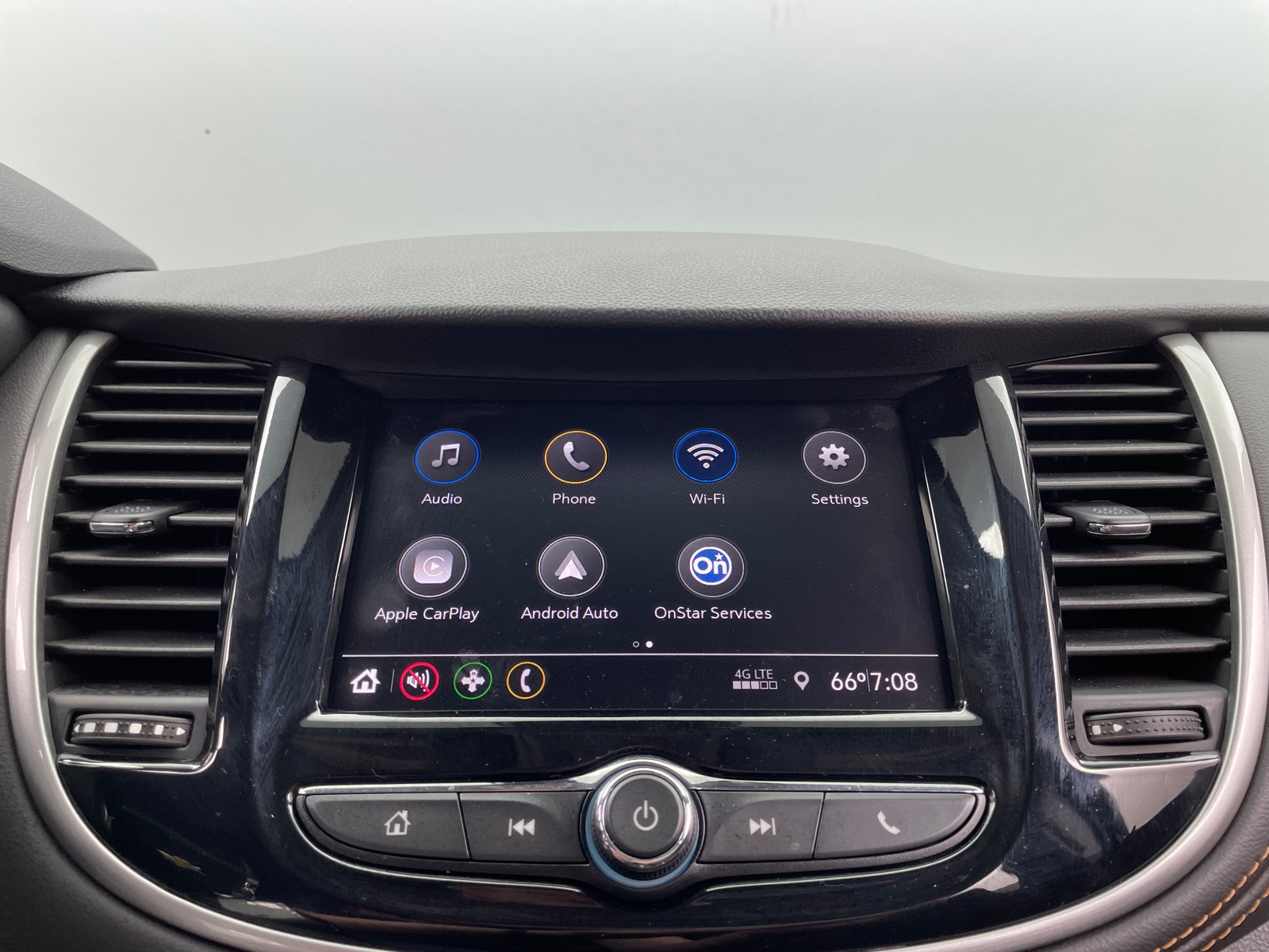 Thumbnail: 2020 Chevrolet Trax - 4