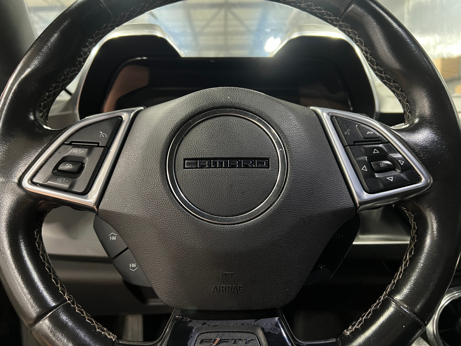 Thumbnail: 2017 Chevrolet Camaro - 4