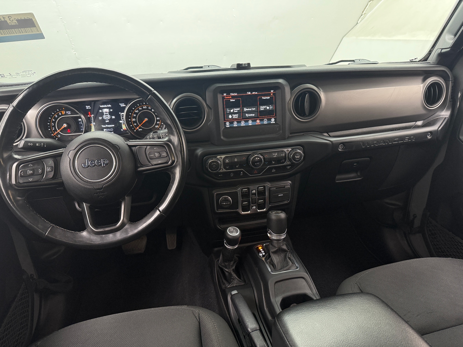 Thumbnail: 2021 Jeep Wrangler - 3