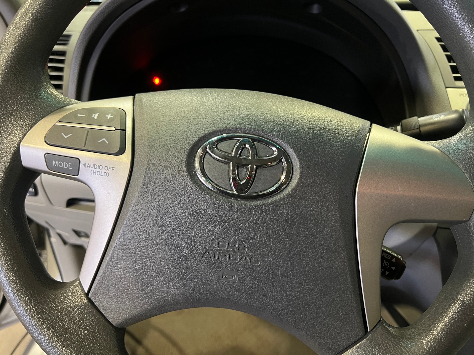 Thumbnail: 2010 Toyota Camry - 5