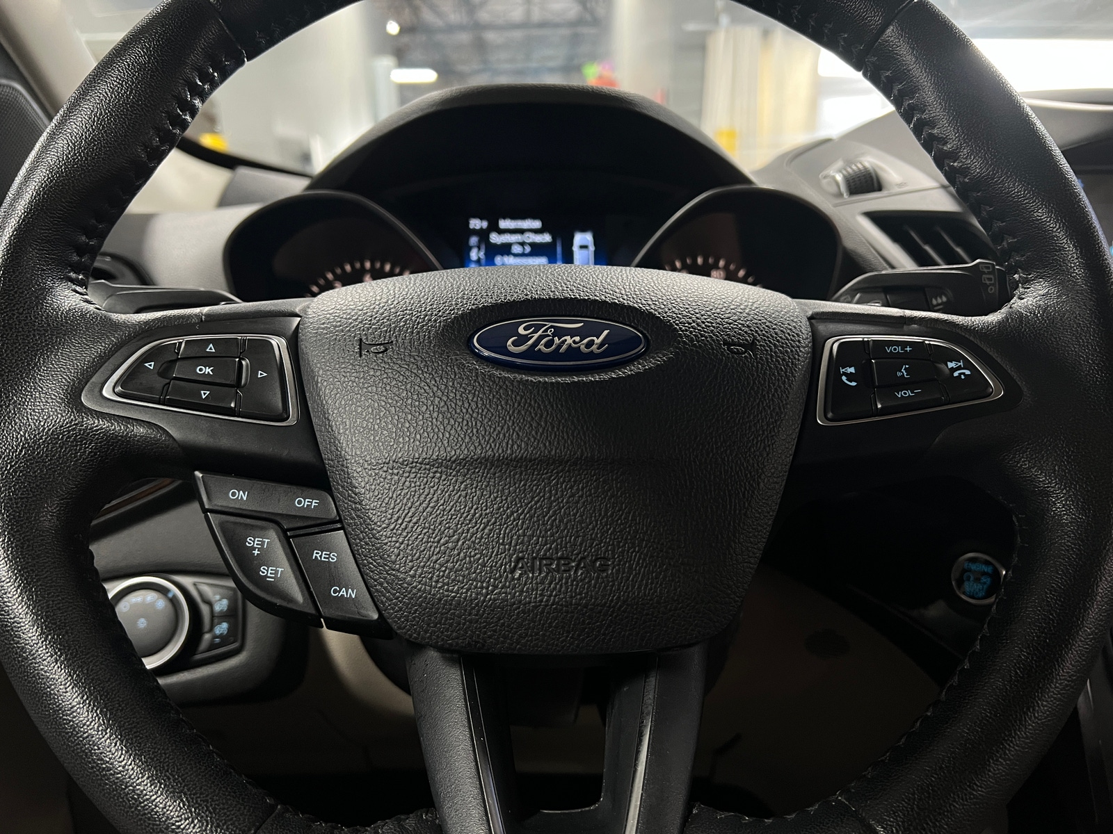 Thumbnail: 2017 Ford Escape - 5