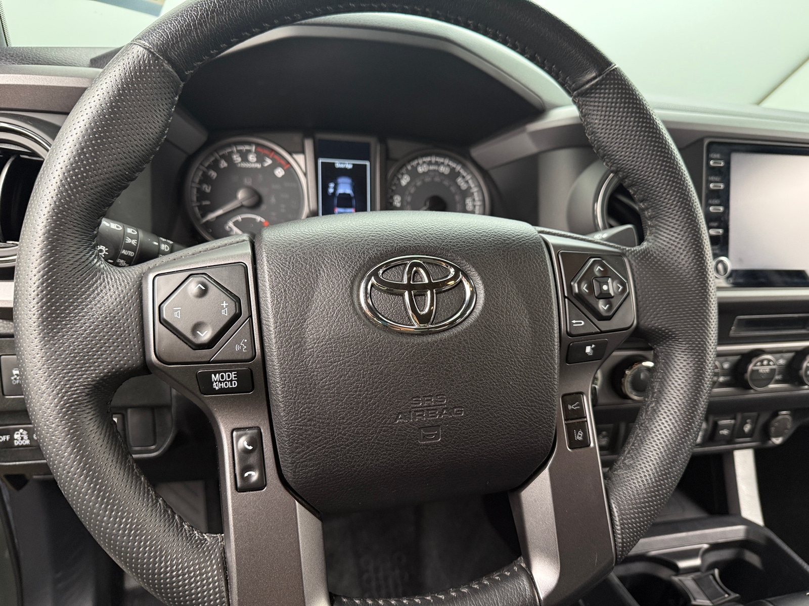 Thumbnail: 2022 Toyota Tacoma - 5