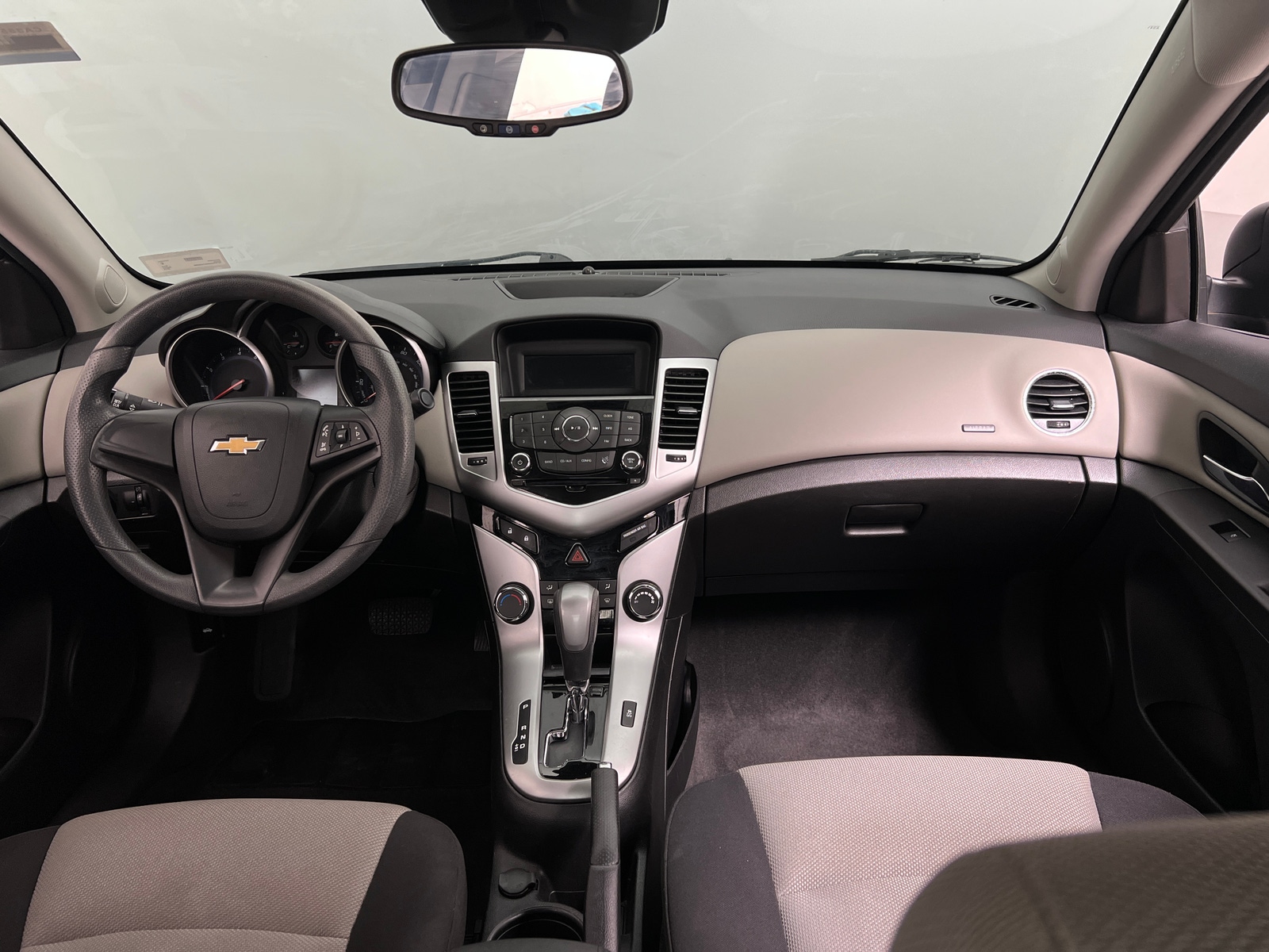 Thumbnail: 2014 Chevrolet Cruze - 3