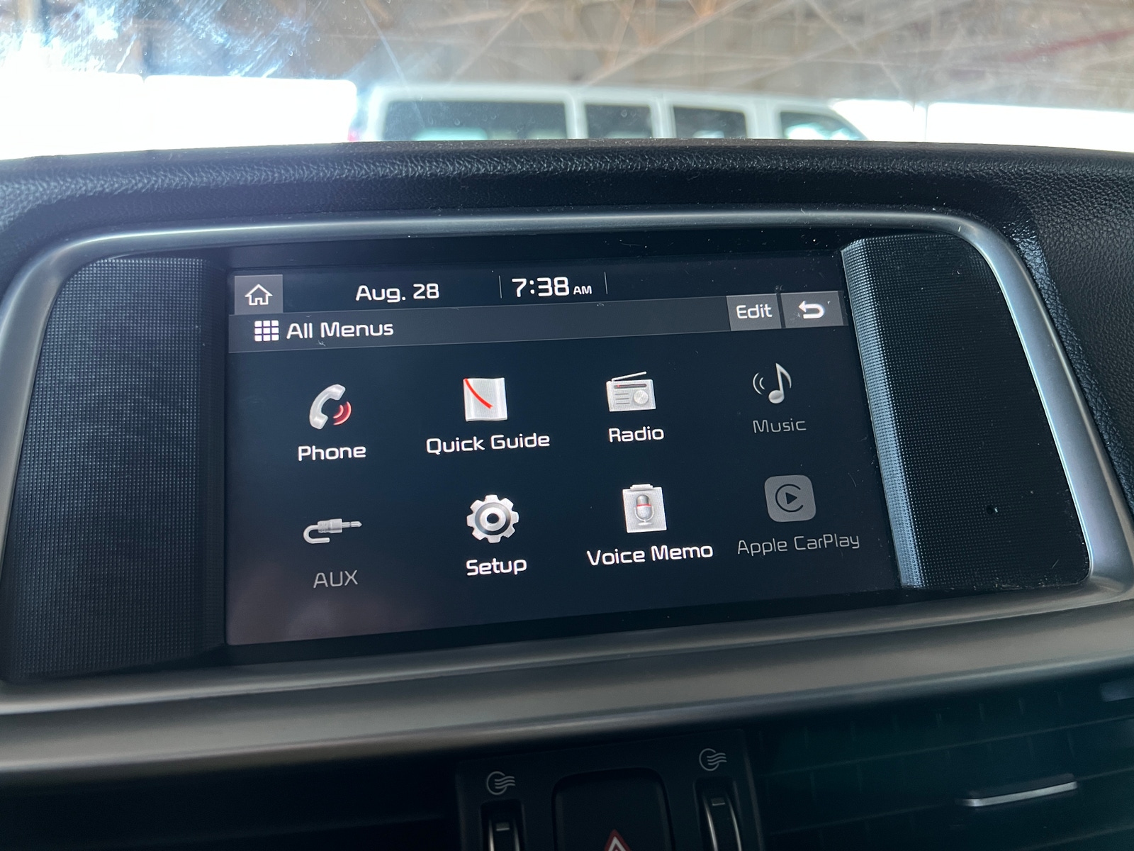 Thumbnail: 2019 Kia Optima - 4