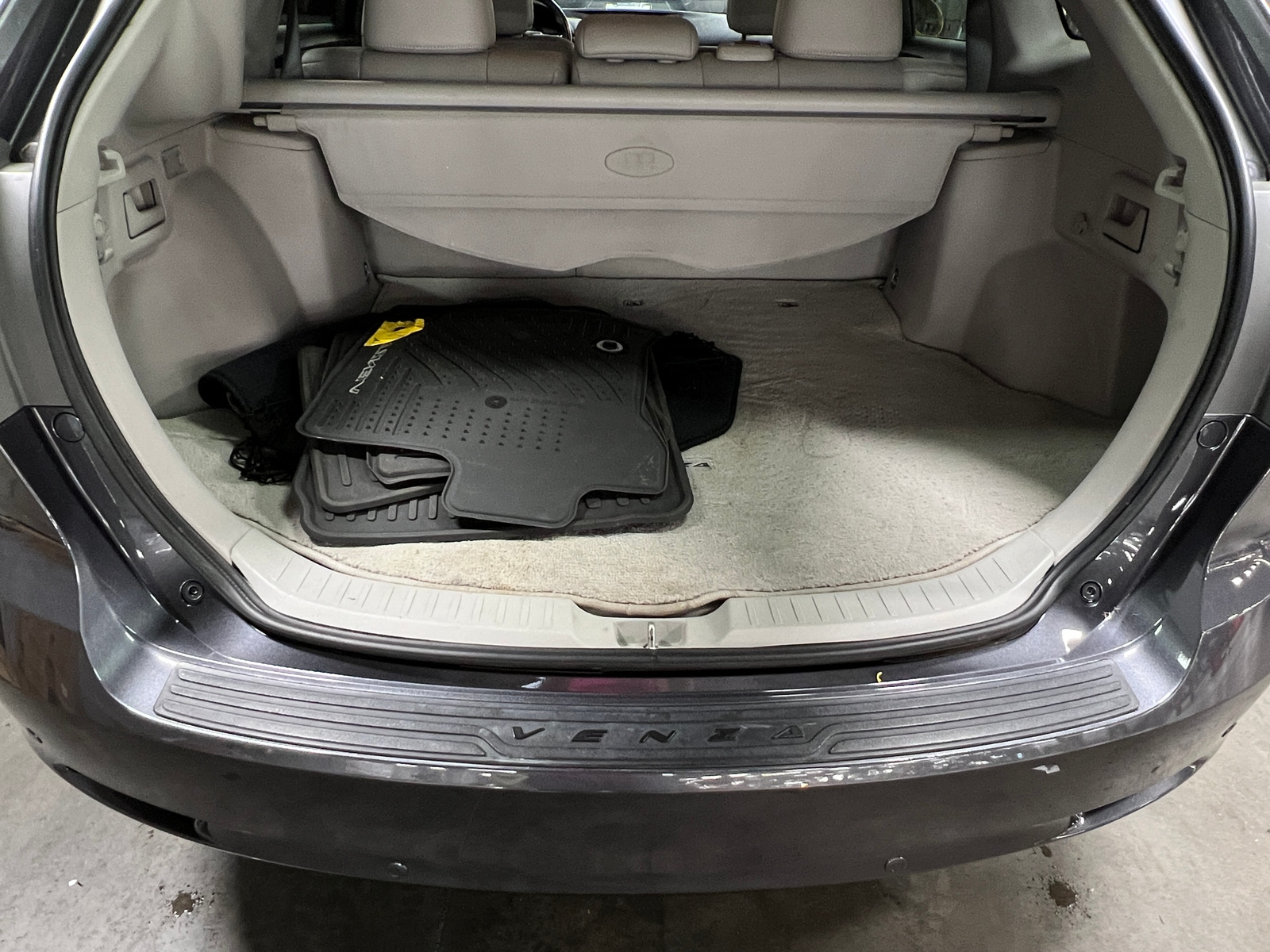 Thumbnail: 2014 Toyota Venza - 6
